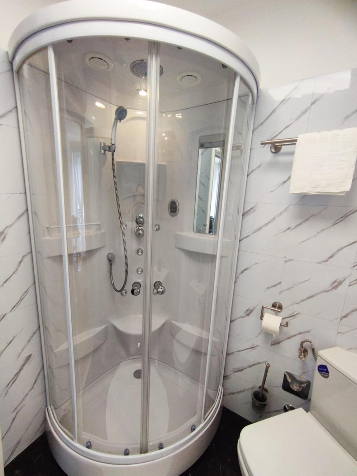 Apartman Bella Vista - Cozy With Easy Check-in And Free Parking *