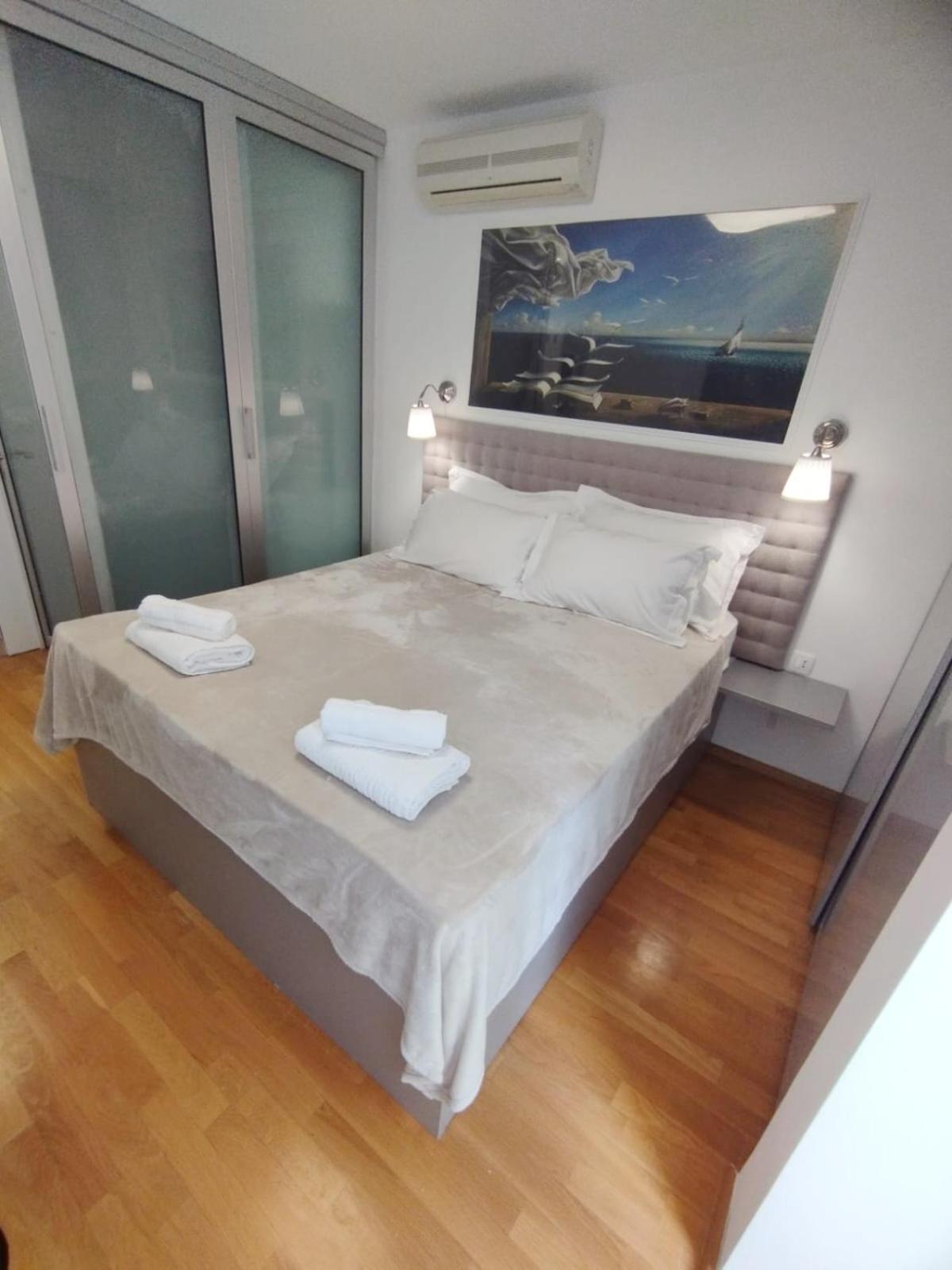 Apartman Bella Vista - Cozy With Easy Check-in And Free Parking *